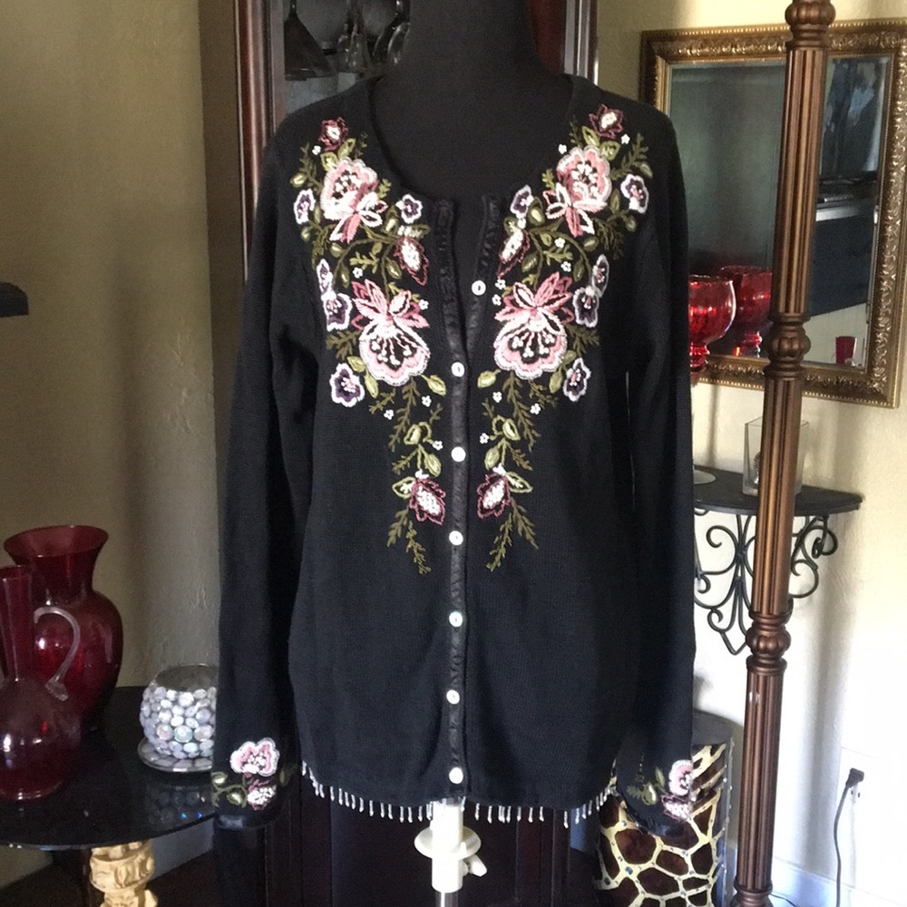 Vintage Floral women’s sweater jacket